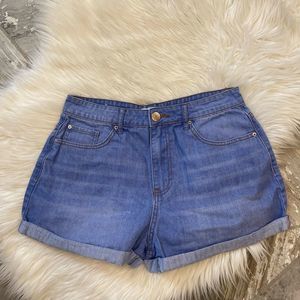 Forget 21 medium blue folded hem denim shorts - no stretch 28